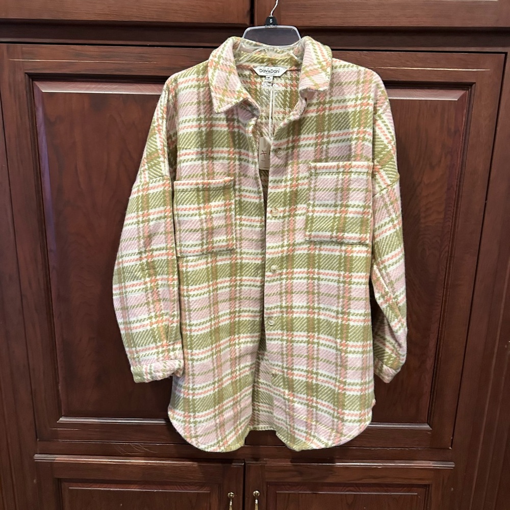 NWT plaid shacket sz M